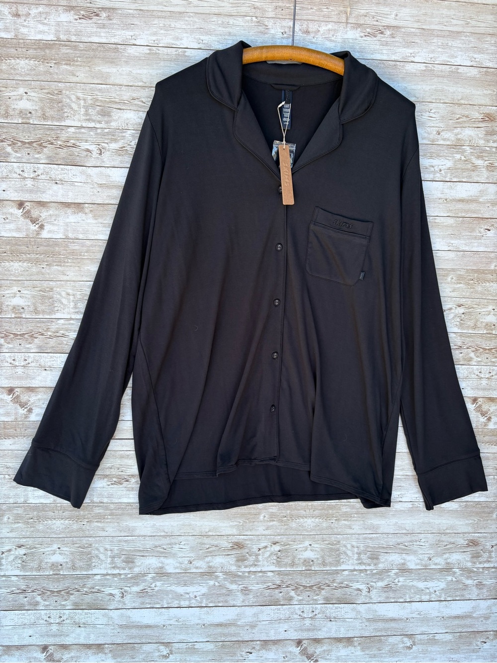 Skims Long Sleeve Button Up Pajama Shirt in Onyx